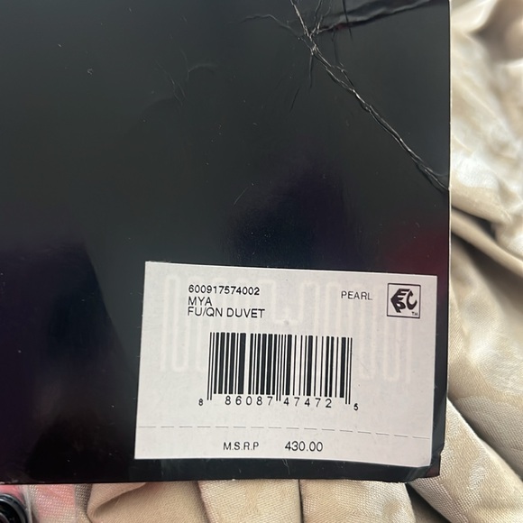 Lauren Ralph Lauren Mya Floral Duvet Cover in Pearl, NEW, Size Queen - Picture 5 of 7